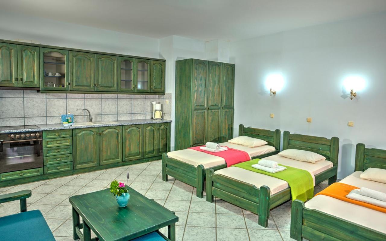 Hotel Zeus การิสโตส ภายนอก รูปภาพ